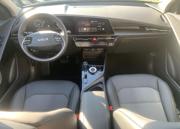 Vehicle image 4 Vehicle image 4