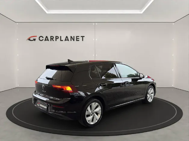 VW Golf VIII 1.5 eTSI DSG