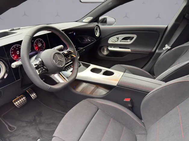 Mercedes-Benz CLA 220 AMG Line 4matic