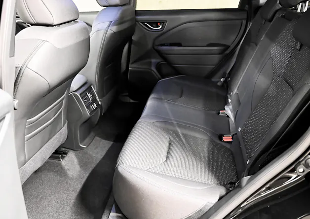 Subaru Forester Station 2.0i e-Boxer Swiss Plus