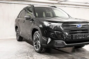 Subaru Forester Station 2.0i e-Boxer Swiss Plus