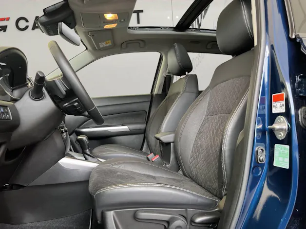 Suzuki Vitara 1.5 AGS 4x4 Mild-Hybrid GLX Pano