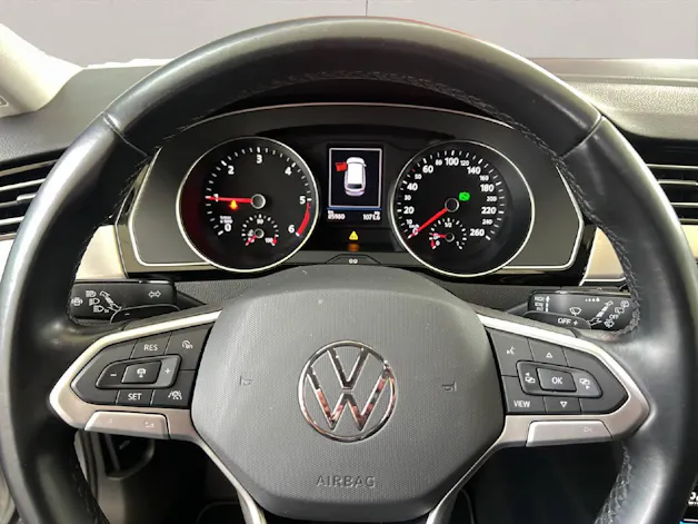 VW Passat Variant 2.0 TDI 150PS Elegance DSG/Automat