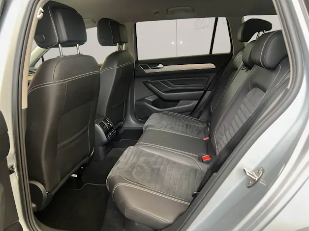 VW Passat Variant 2.0 TDI 150PS Elegance DSG/Automat
