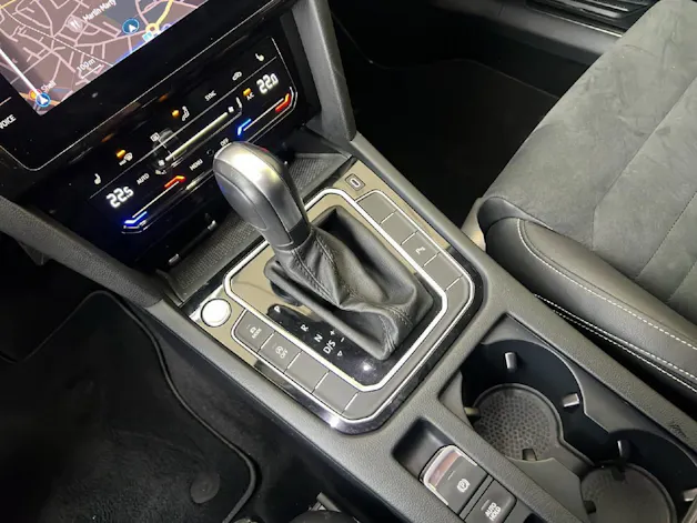 VW Passat Variant 2.0 TDI 150PS Elegance DSG/Automat