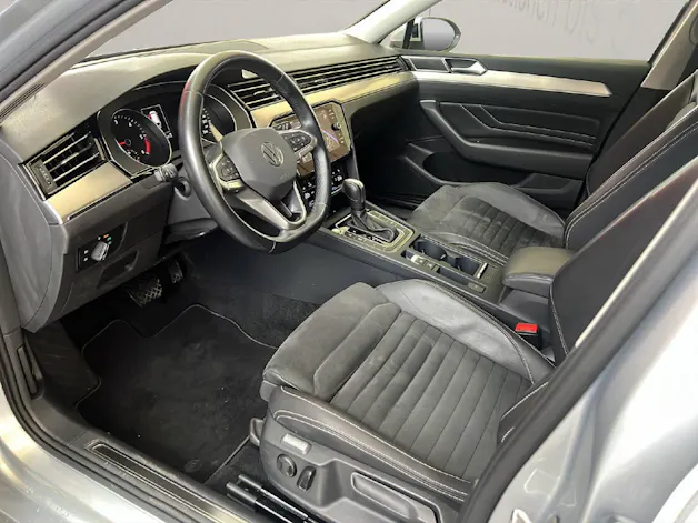 VW Passat Variant 2.0 TDI 150PS Elegance DSG/Automat