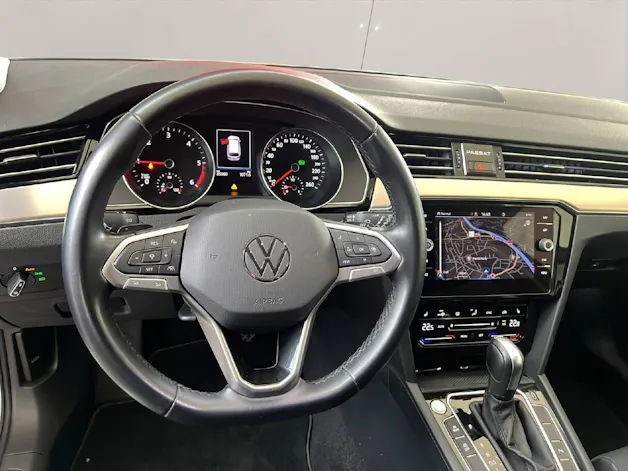 VW Passat Variant 2.0 TDI 150PS Elegance DSG/Automat