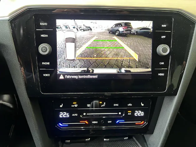 VW Passat Variant 2.0 TDI 150PS Elegance DSG/Automat