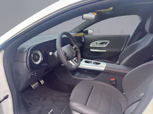 Mercedes-Benz CLA 220 AMG Line 4matic