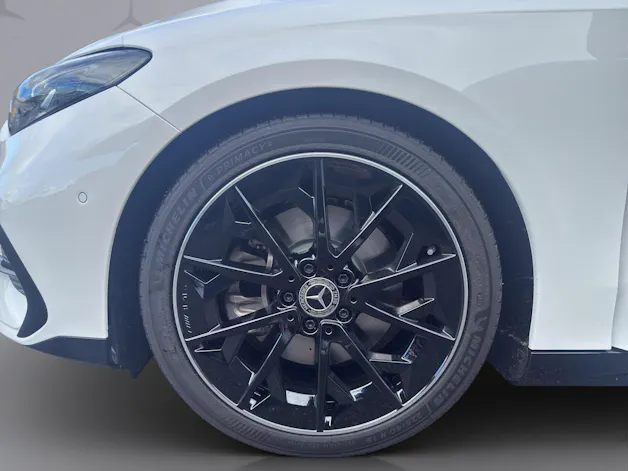 Mercedes-Benz CLA 220 AMG Line 4matic