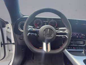 Mercedes-Benz CLA 220 AMG Line 4matic