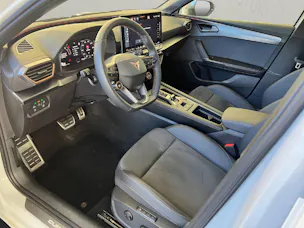 Cupra Leon ST 2.0 TSI 333PS VZ 4Drive DSG 4X4