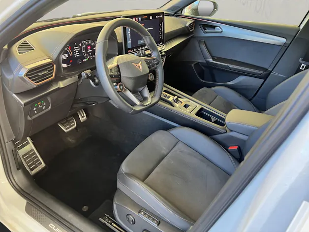 Cupra Leon ST 2.0 TSI 333PS VZ 4Drive DSG 4X4