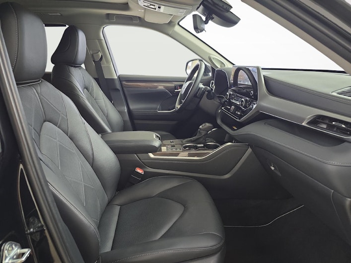 immagine del veicolo TOYOTA Highlander