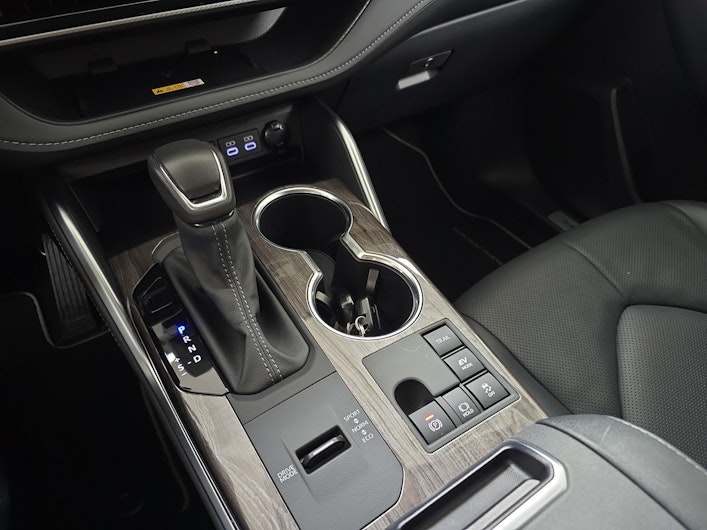 immagine del veicolo TOYOTA Highlander