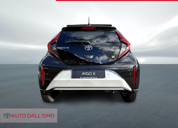 Vehicle image 5 Vehicle image 5