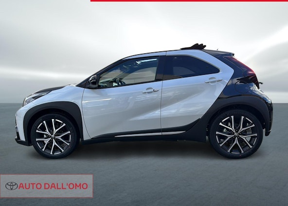 Vehicle image 2 Vehicle image 2