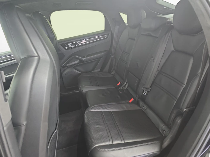 Fahrzeugbild PORSCHE CAYENNE