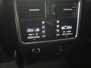 Fahrzeugbild PORSCHE Cayenne Coupé 4.0 V8 GTS