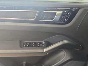 Fahrzeugbild PORSCHE Cayenne Coupé 4.0 V8 GTS