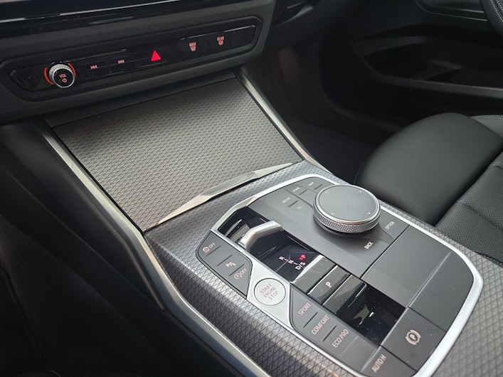 Vehicle image BMW 2 SERIES