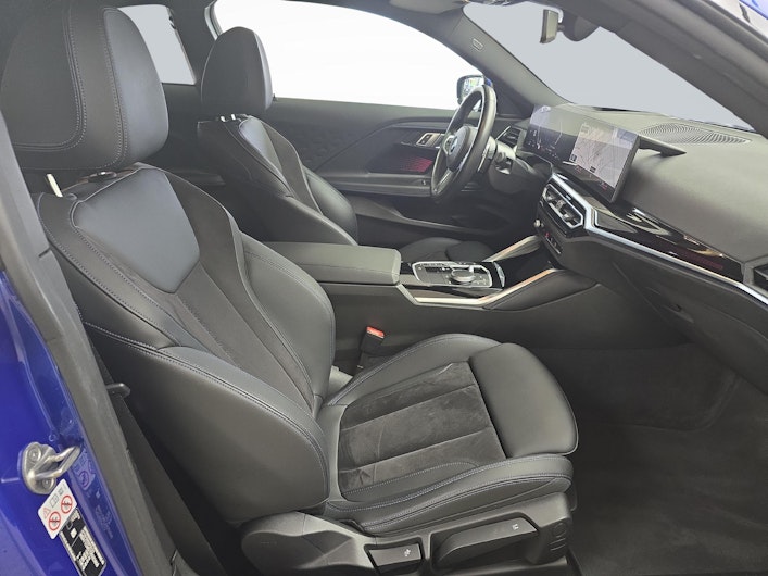 Vehicle image BMW 2 SERIES