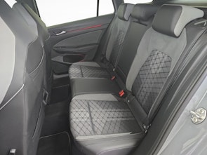 Vehicle image VW Golf VIII Variant 2.0 TSI R-Line DSG 4motion / Jetzt mit attraktivem 1.99% Leasing