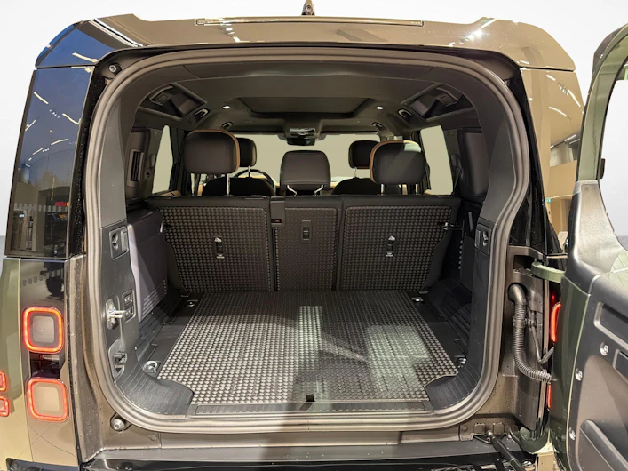 image du véhicule LAND ROVER DEFENDER