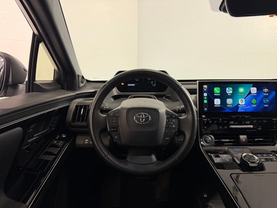 Vehicle image 7 Vehicle image 7