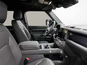 Vehicle image LAND ROVER Defender 110 3.0 D I6 250 X-Dynamic SE