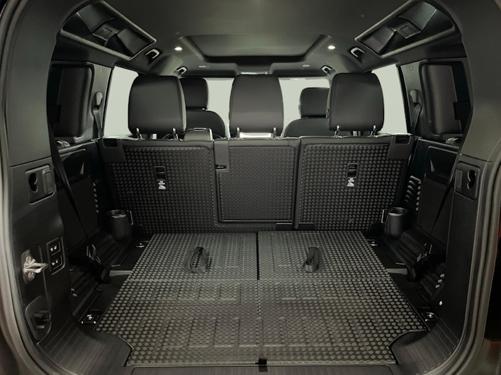 Vehicle image LAND ROVER DEFENDER