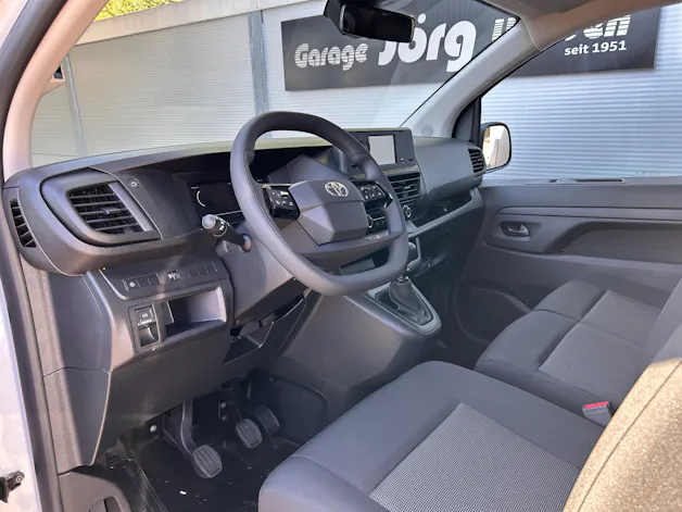 Toyota PROACE Van L1 2.2 D Active