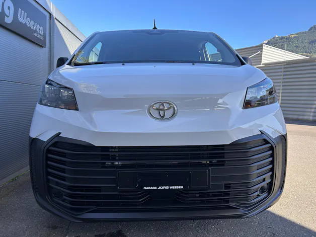 Toyota PROACE Van L1 2.2 D Active
