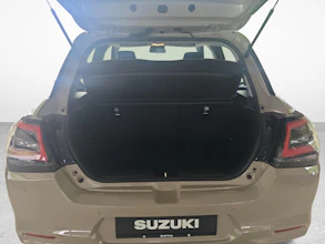 https://vehicle.imgix.net/4163703/e0becd26-36ce-40e0-bac2-b5da383549cf.jpg