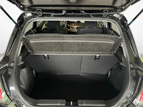 https://vehicle.imgix.net/4163705/8e50ebc0-059e-4c1f-a097-38262e120c82.jpg