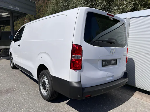 Toyota PROACE Van L2 2.2 D Active