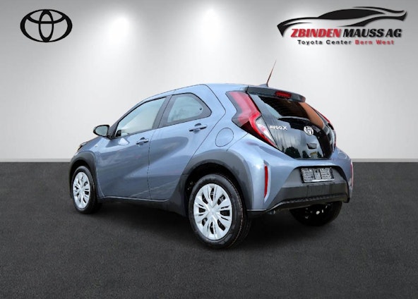 Vehicle image 3 Vehicle image 3