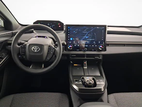 https://vehicle.imgix.net/4163725/90d6eeb4-39b3-4328-ace9-8e05c3cecbbd.jpg