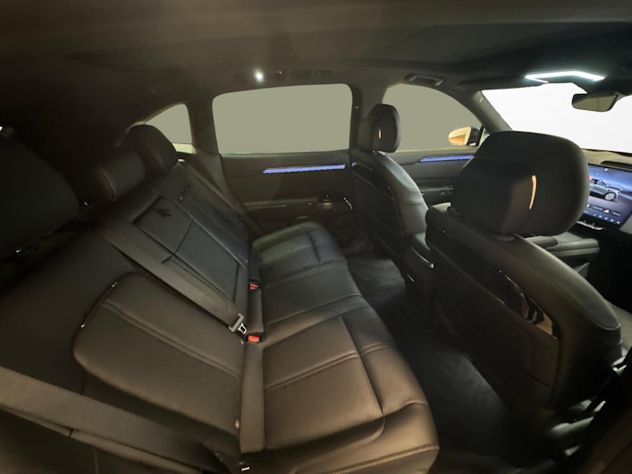 Vehicle image ZEEKR X