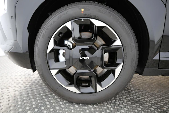 Fahrzeugbild 5 Fahrzeugbild 5