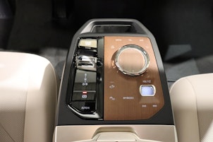 Vehicle image BMW iX xDrive50