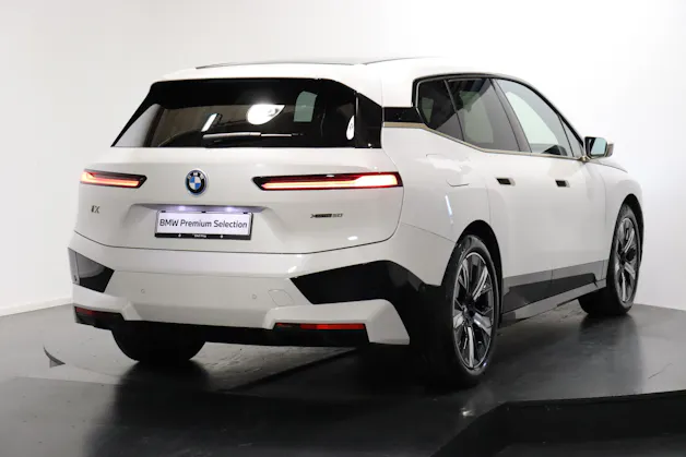 BMW iX xDrive50