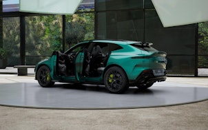 Vehicle image ASTON MARTIN DBX S 4.0 V8 Bi-Turbo