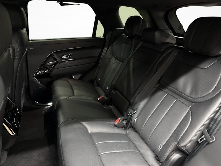 Vehicle image LAND ROVER RANGE ROVER SPORT