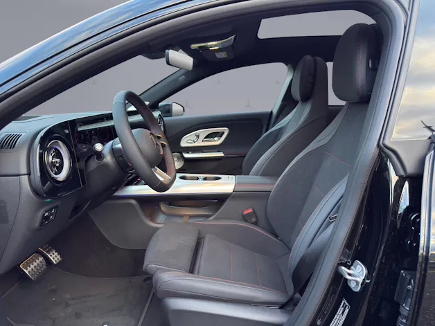 Mercedes-Benz CLA 220 AMG Line 4matic