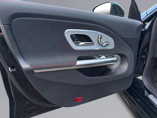 Mercedes-Benz CLA 220 AMG Line 4matic