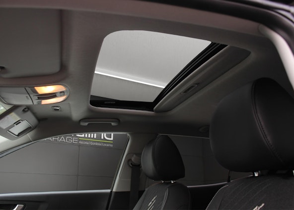 image du véhicule 10 image du véhicule 10