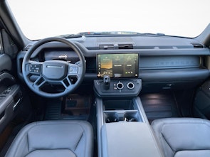 Vehicle image LAND ROVER Defender 110 3.0 D I6 350 X-Dynamic HSE