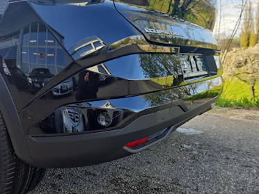 MITSUBISHI ECLIPSE CROSS 8
