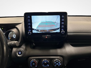 Fahrzeugbild TOYOTA Yaris 1.5 VVT-iE Trend + Pneumatici invernali inclusi